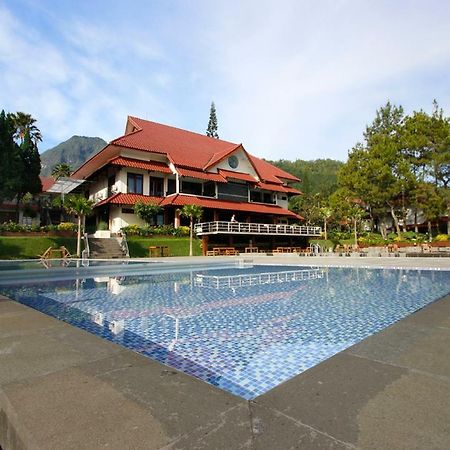 Kusuma Agrowisata Resort & Convention Malang Extérieur photo