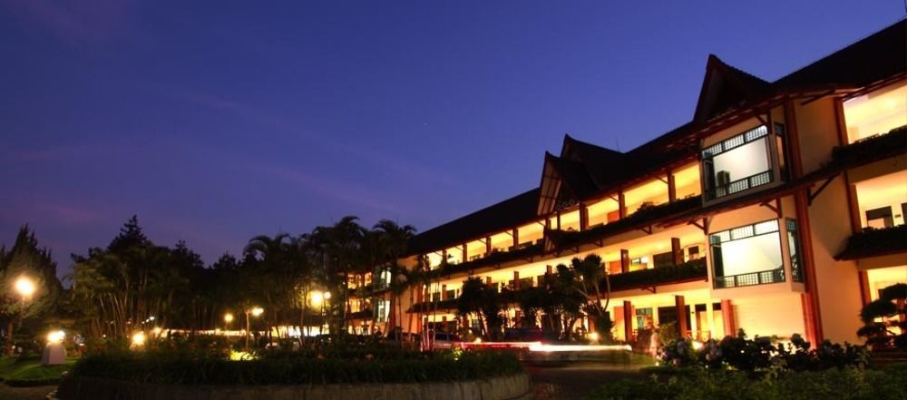 Kusuma Agrowisata Resort & Convention Malang Extérieur photo