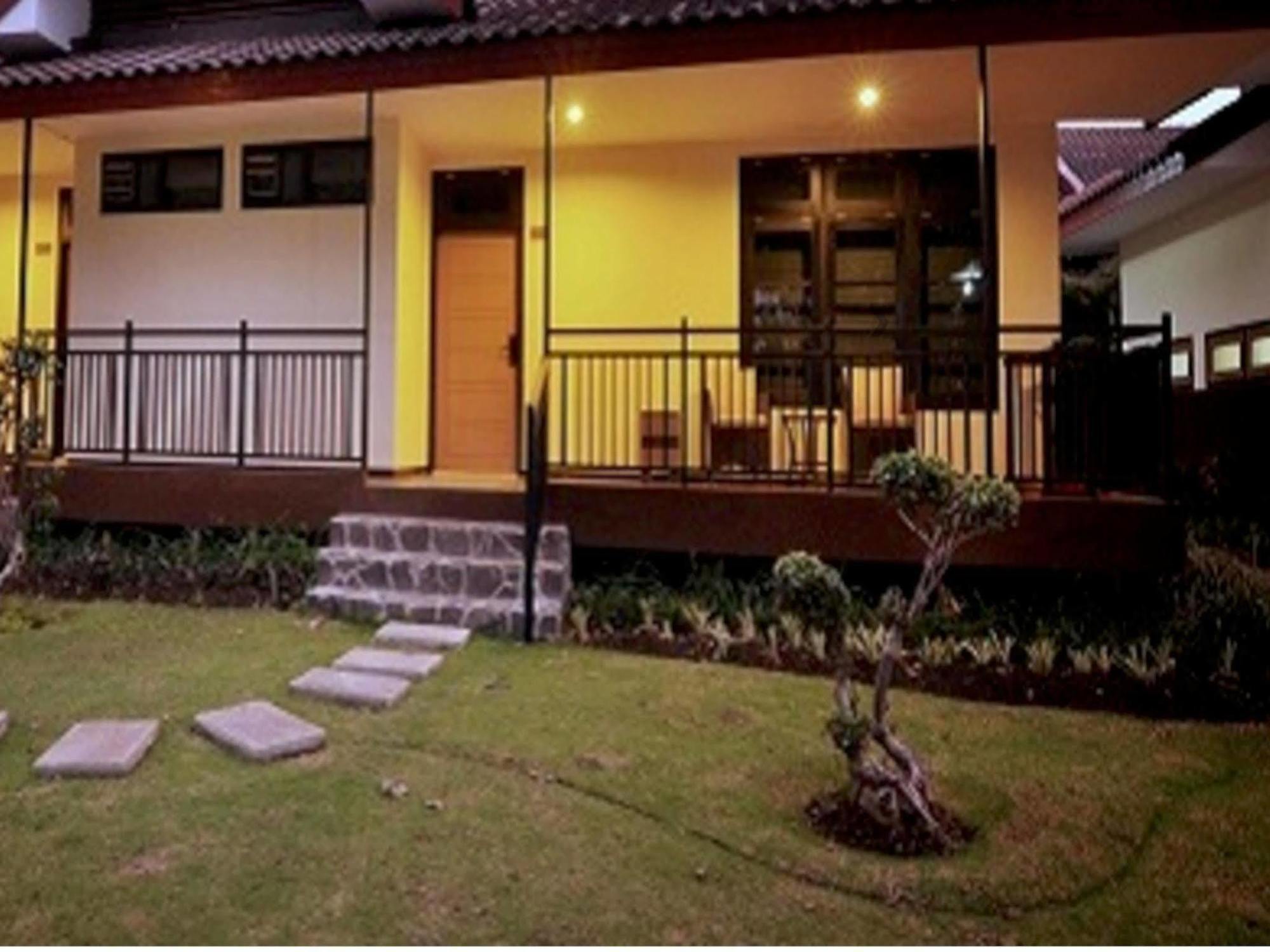 Kusuma Agrowisata Resort & Convention Malang Extérieur photo