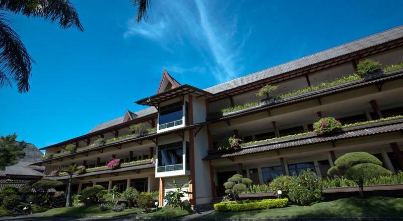 Kusuma Agrowisata Resort & Convention Malang Extérieur photo